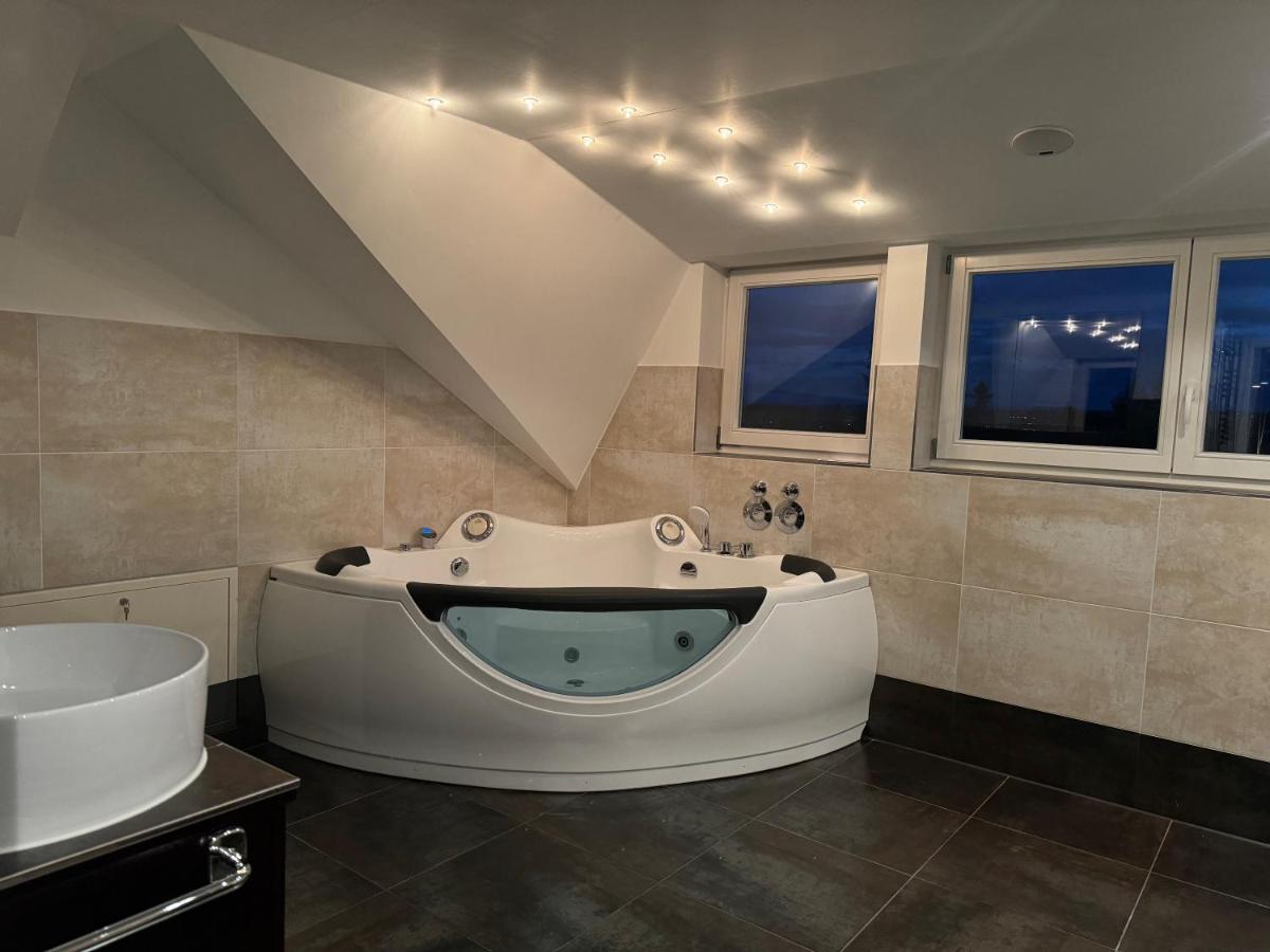 Traumtor Lodge: Saxon-bohemian Retreat With Sauna, Whirlpool & Panoramic Views Apartment Dresden